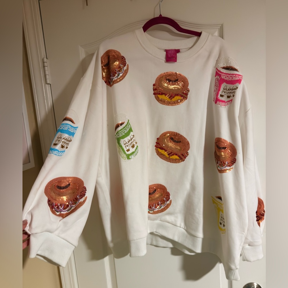 QUEEN OF SPARKLES White Sweater with Bagel and Coffee Design
